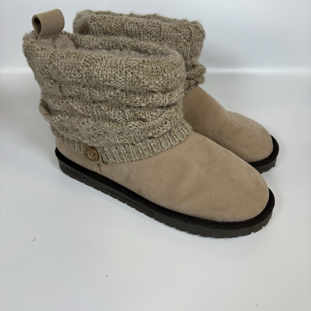MUK LUKS Womens 7W Tan Faux Suede Knit Sweater Ankle Boots Faux Fur Lined